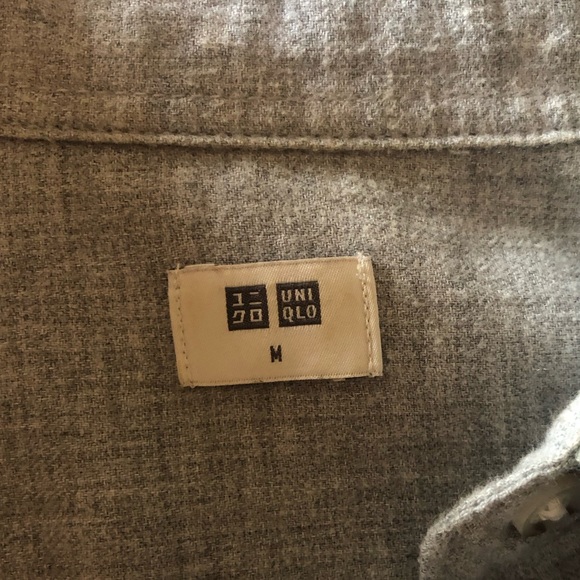 Uniqlo button up long sleeve - Picture 6 of 6